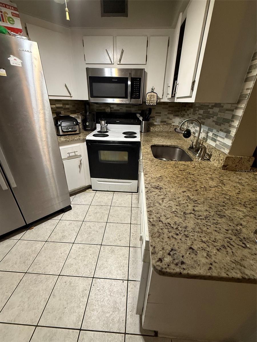 SOUTHPOINTE CONDO - Residential