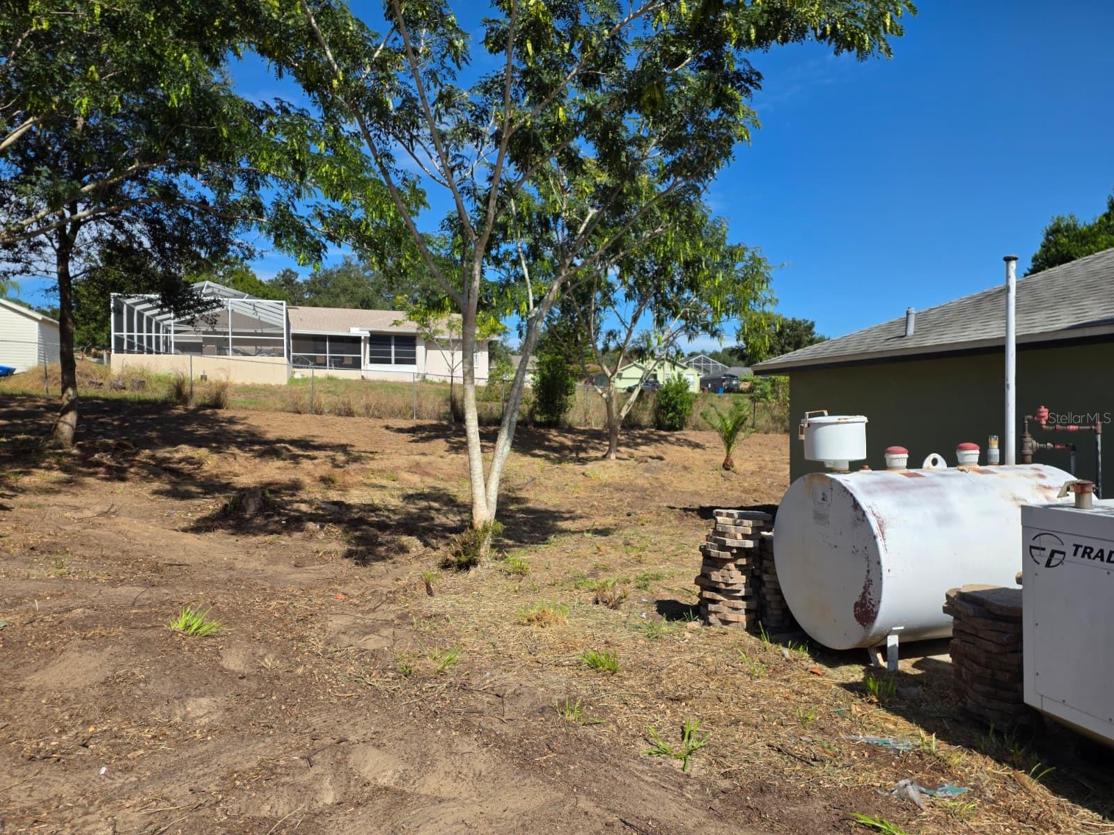 LAKEVIEW MANOR - Residential