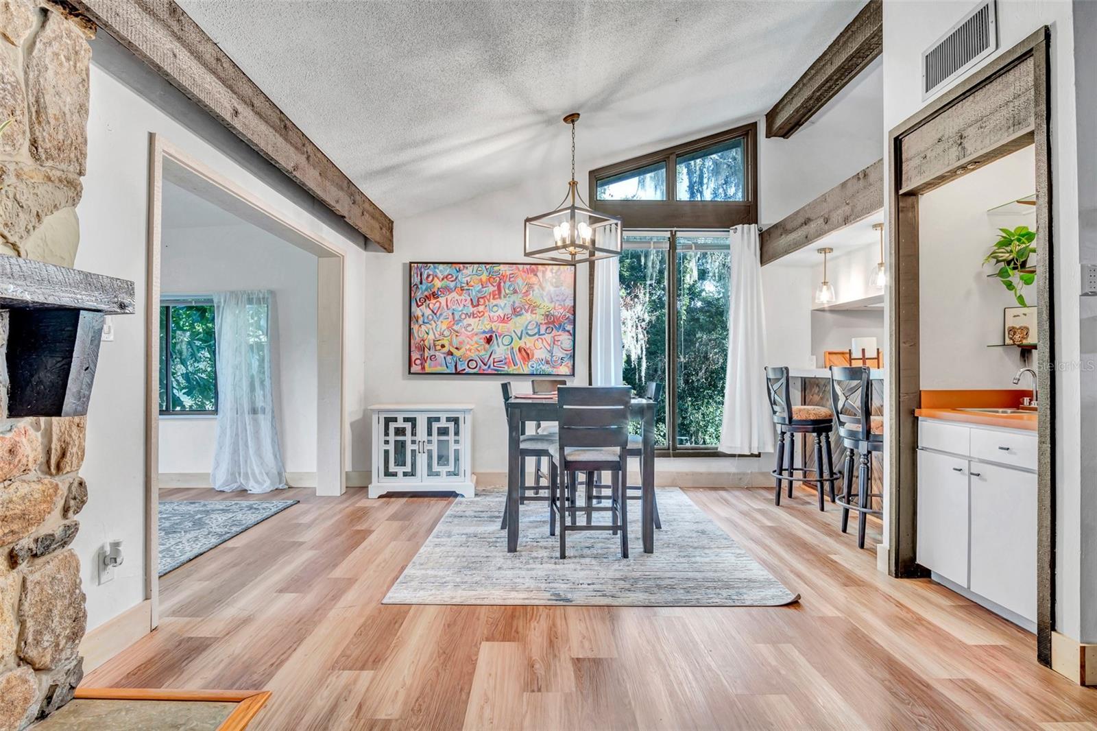 ARROWHEAD GOLF AND COUNTRY CLUB - Residential