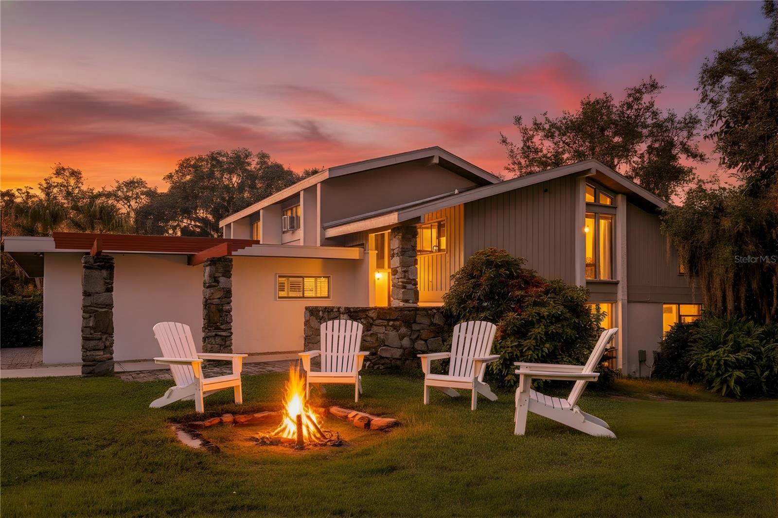 ARROWHEAD GOLF AND COUNTRY CLUB - Residential