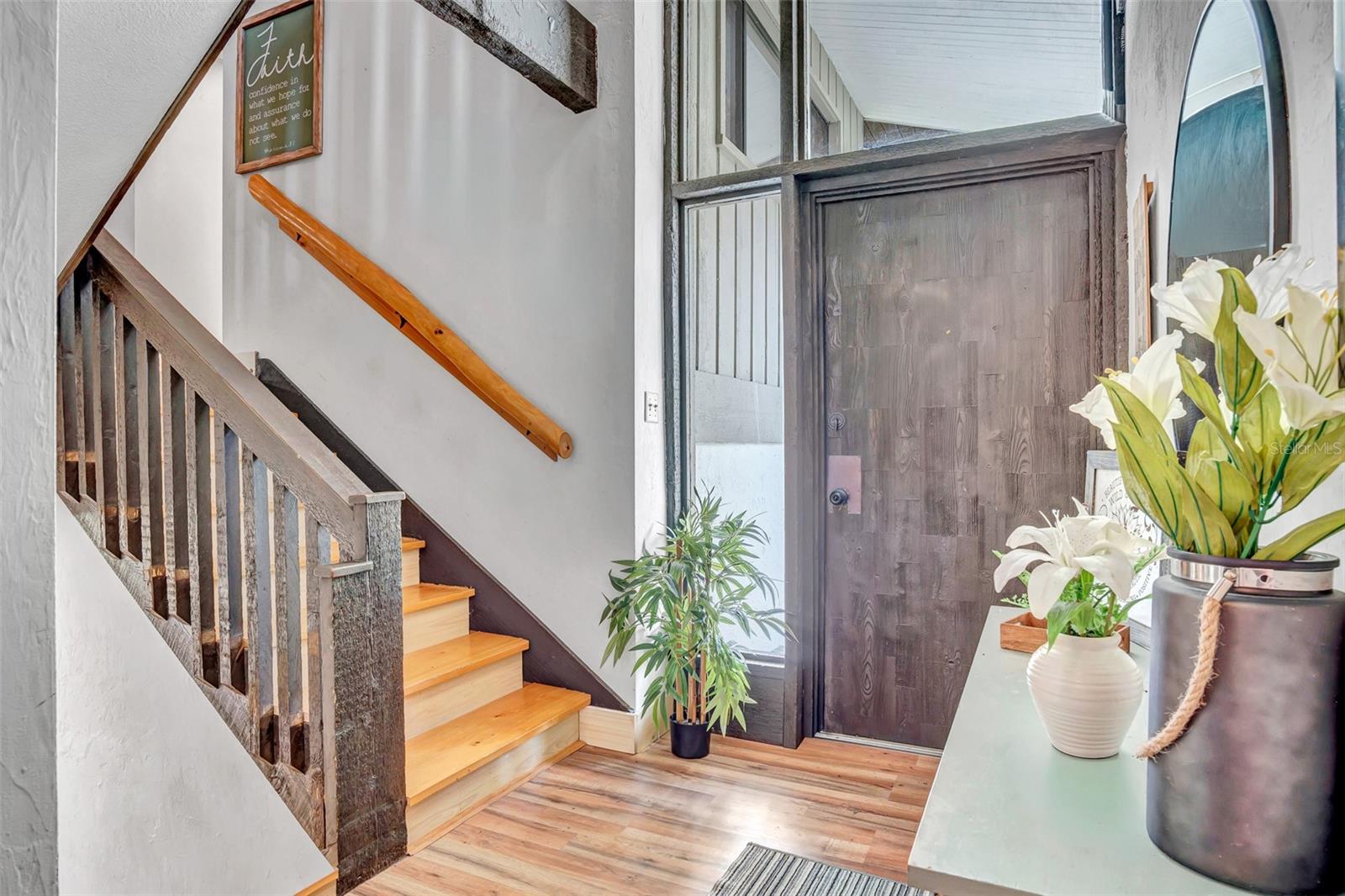 ARROWHEAD GOLF AND COUNTRY CLUB - Residential