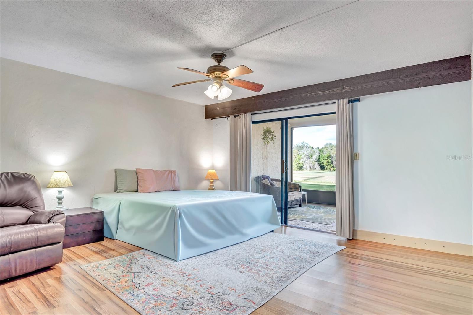 ARROWHEAD GOLF AND COUNTRY CLUB - Residential