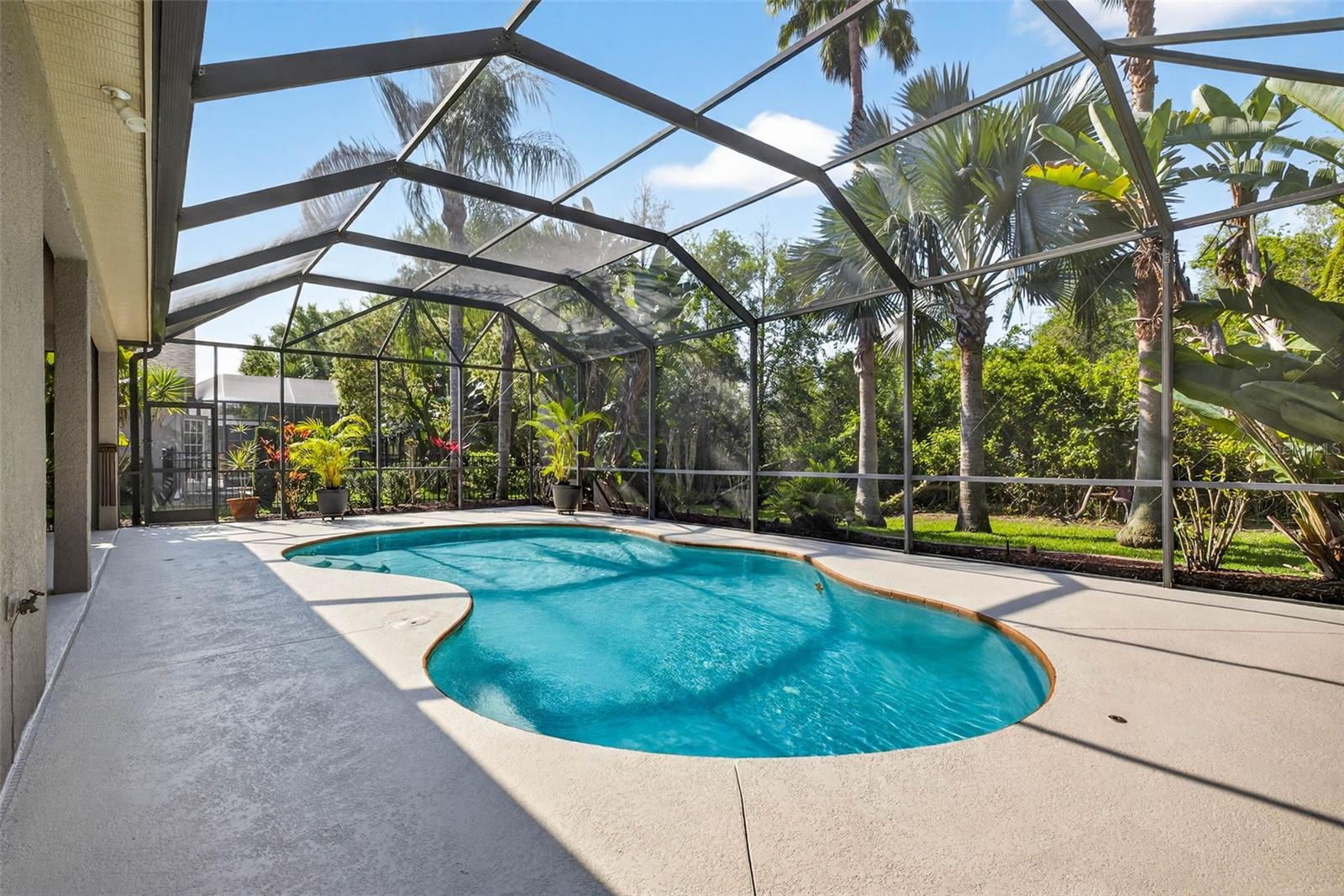 IVY LAKE ESTATES - Residential