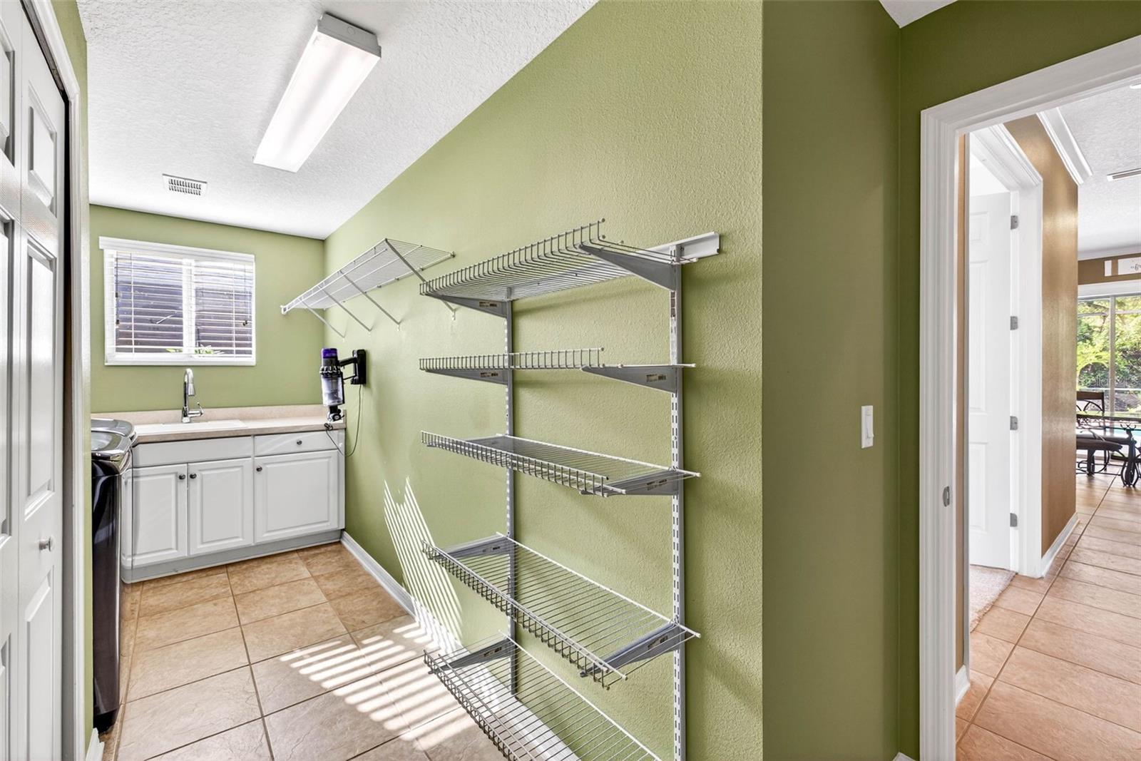 IVY LAKE ESTATES - Residential