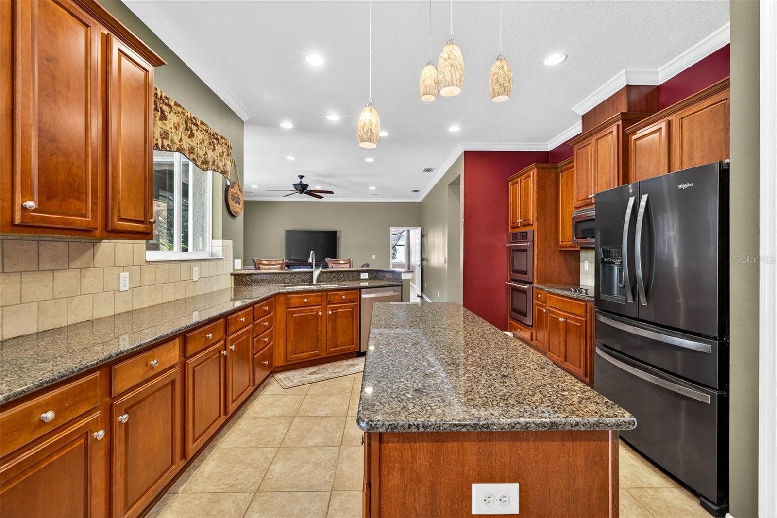 IVY LAKE ESTATES - Residential