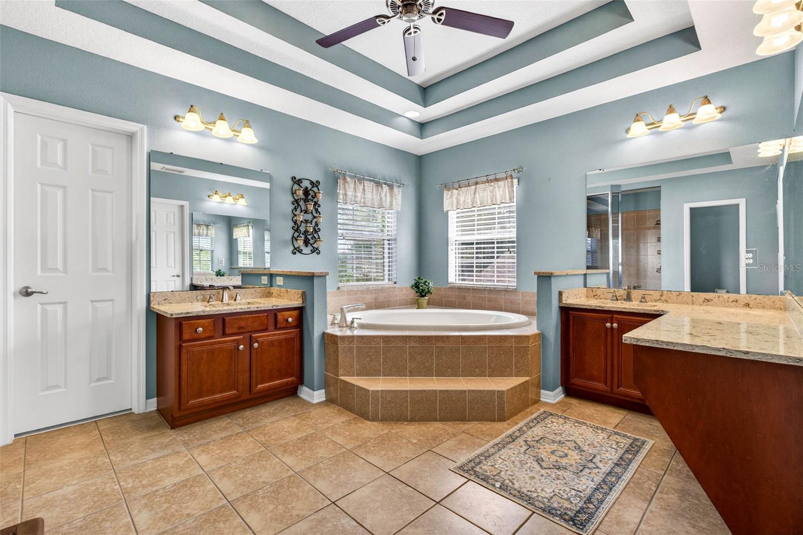 IVY LAKE ESTATES - Residential