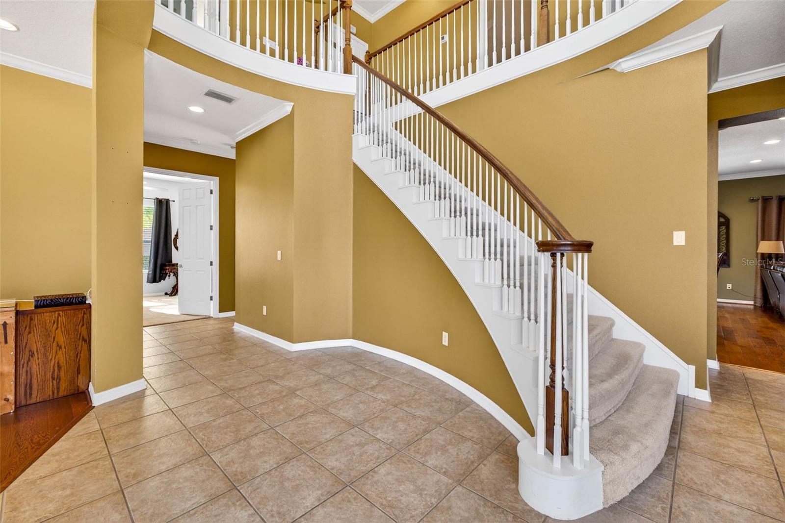 IVY LAKE ESTATES - Residential