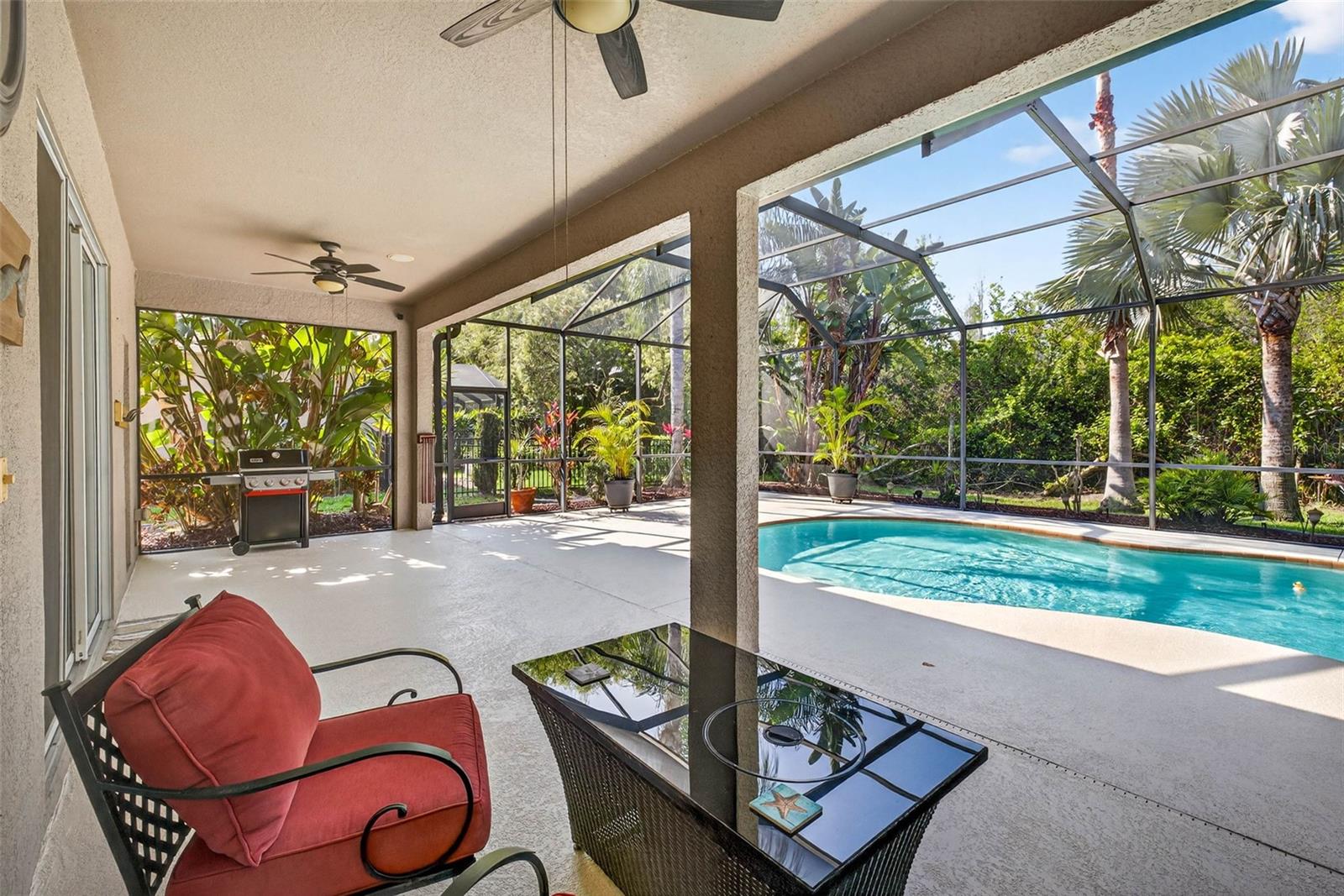 IVY LAKE ESTATES - Residential