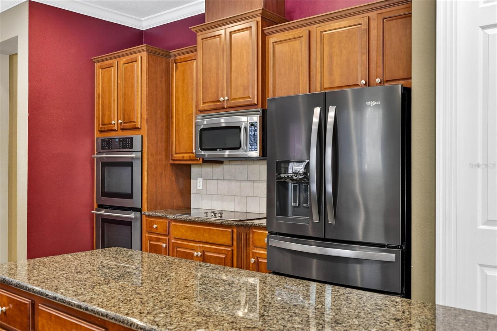 IVY LAKE ESTATES - Residential