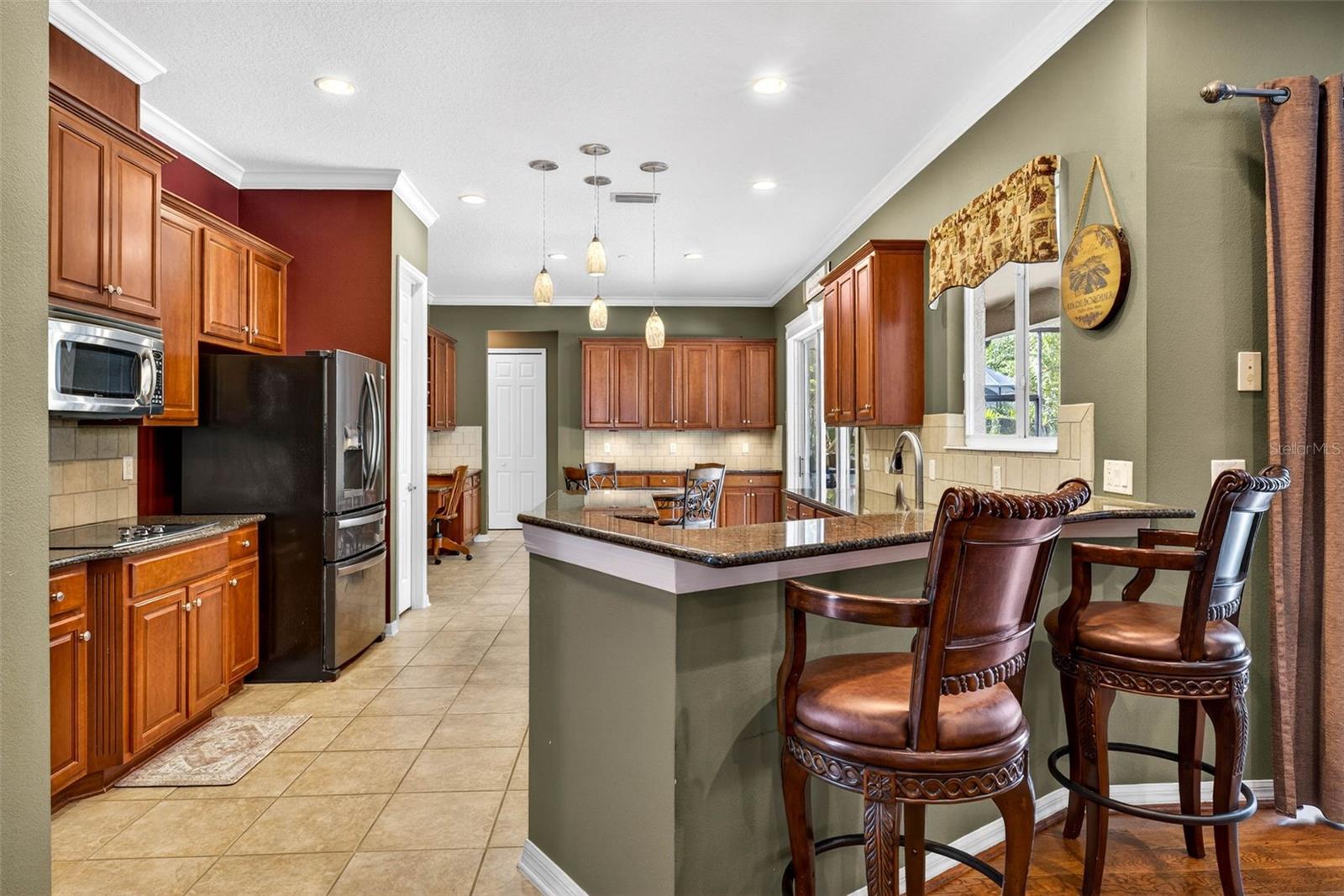 IVY LAKE ESTATES - Residential