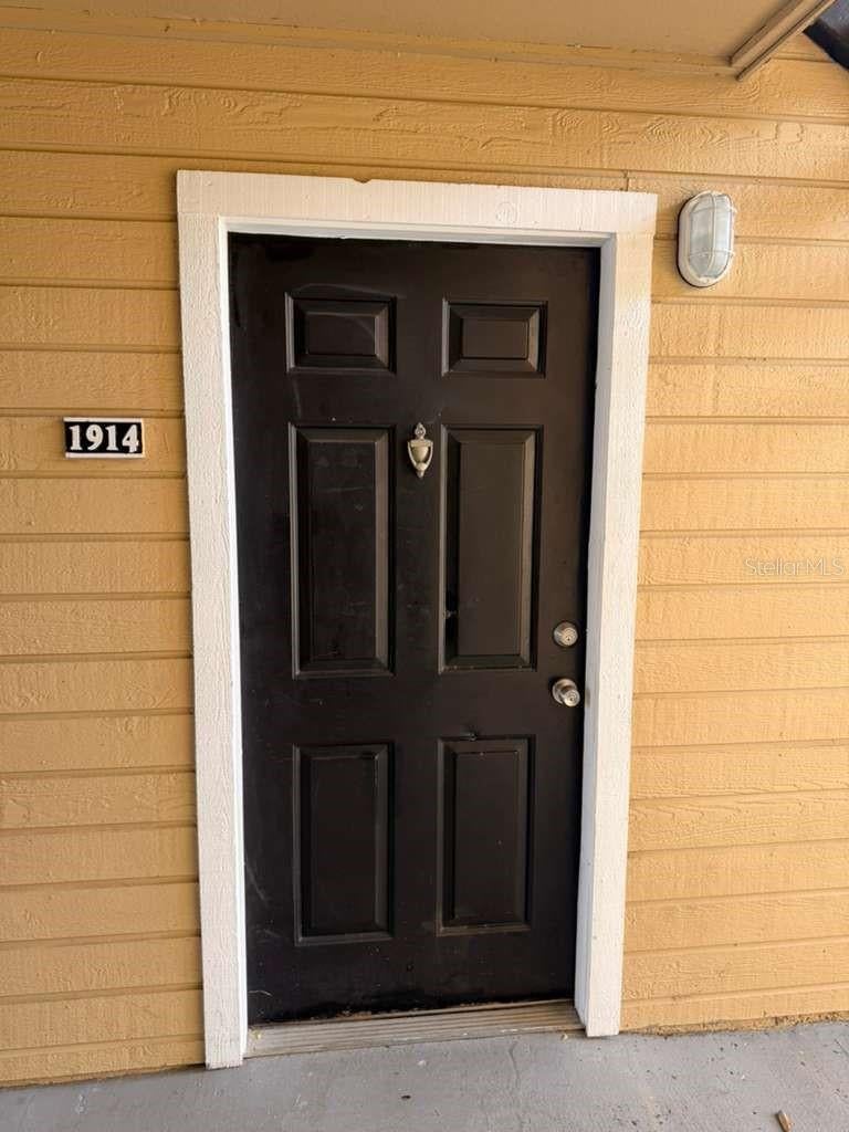 Photo of 1057 S Hiawassee Road #1914, Orlando, FL 32835 (MLS # O6438649)