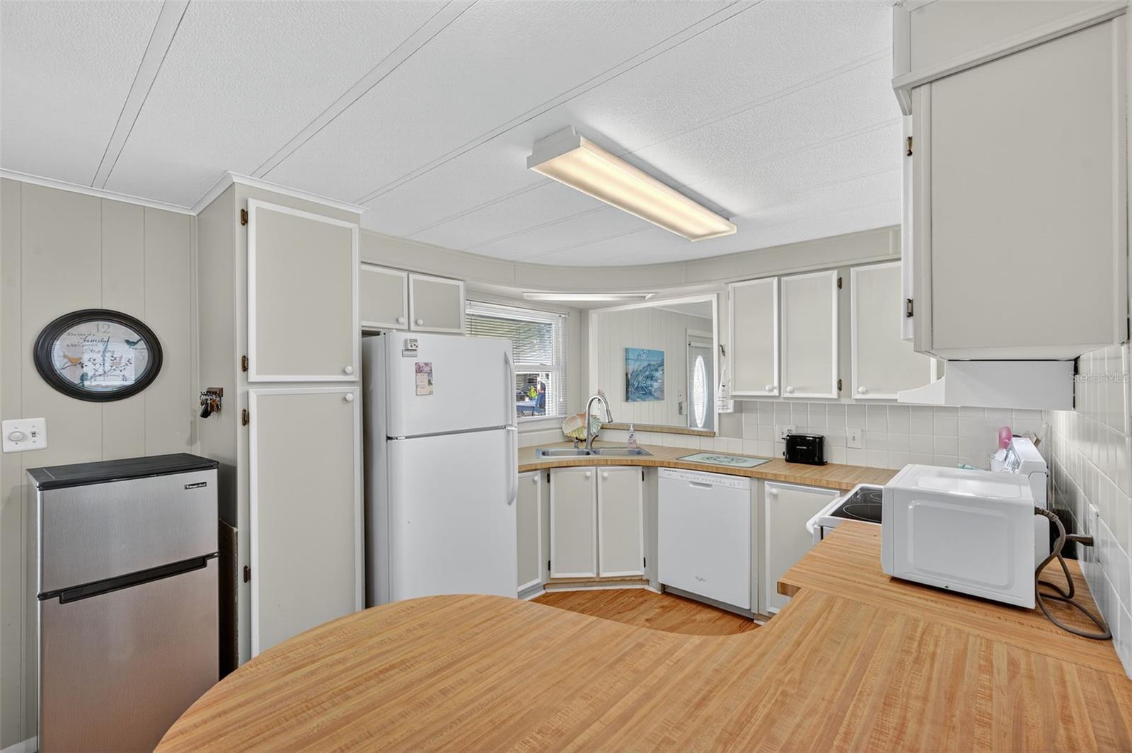 TANGLEWOOD MOBILE VILLAGE - Residential