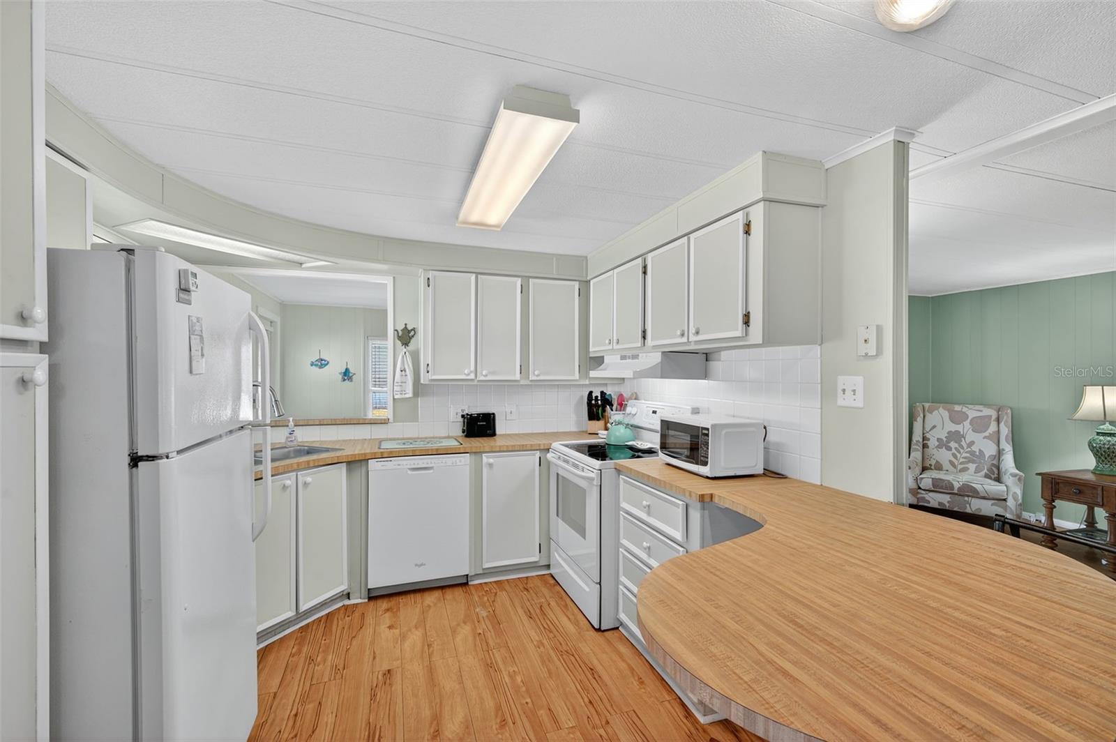 TANGLEWOOD MOBILE VILLAGE - Residential