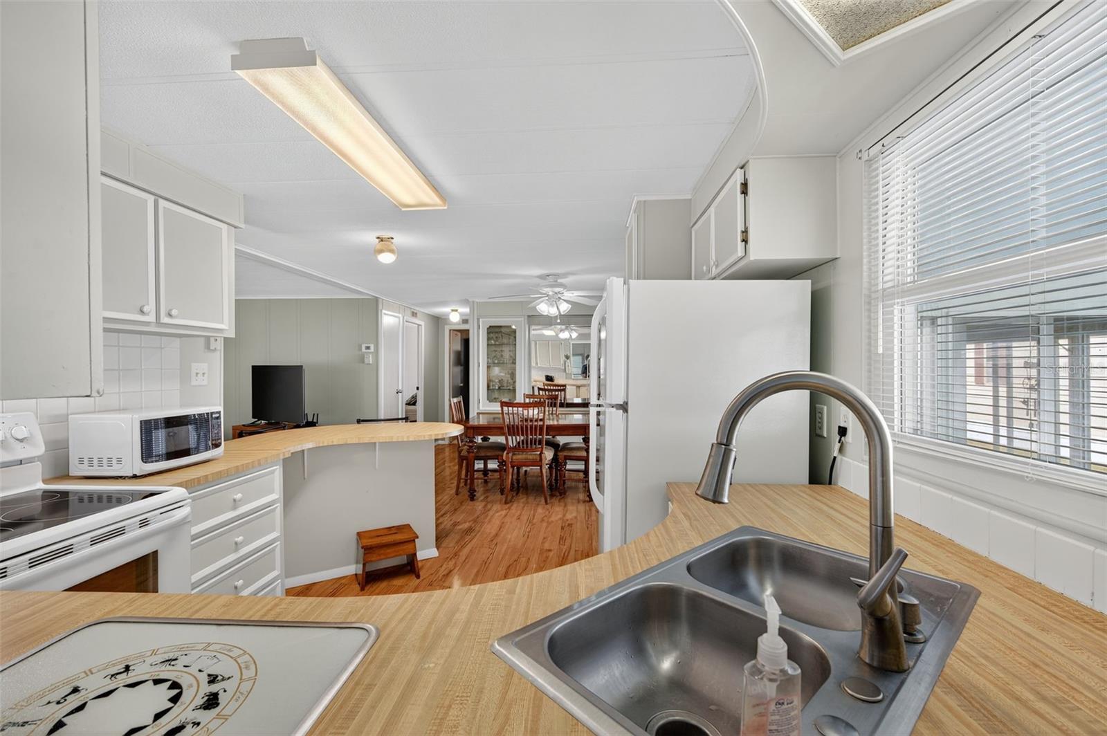 TANGLEWOOD MOBILE VILLAGE - Residential