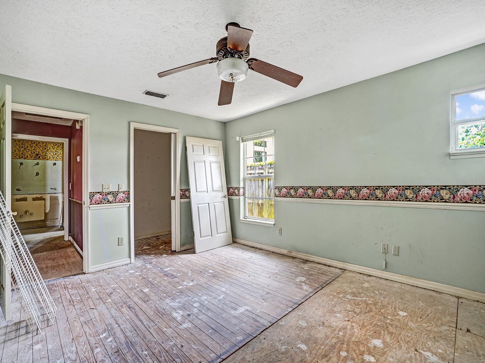 14808 LAKE MAGDALENE CIRCLE