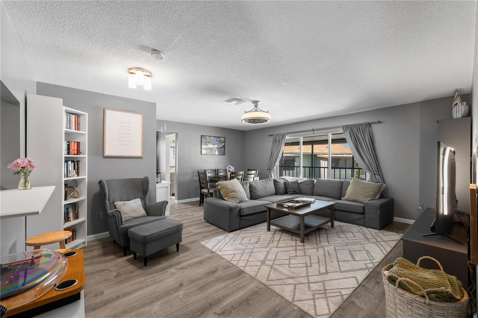 1960 UNION STREET 28