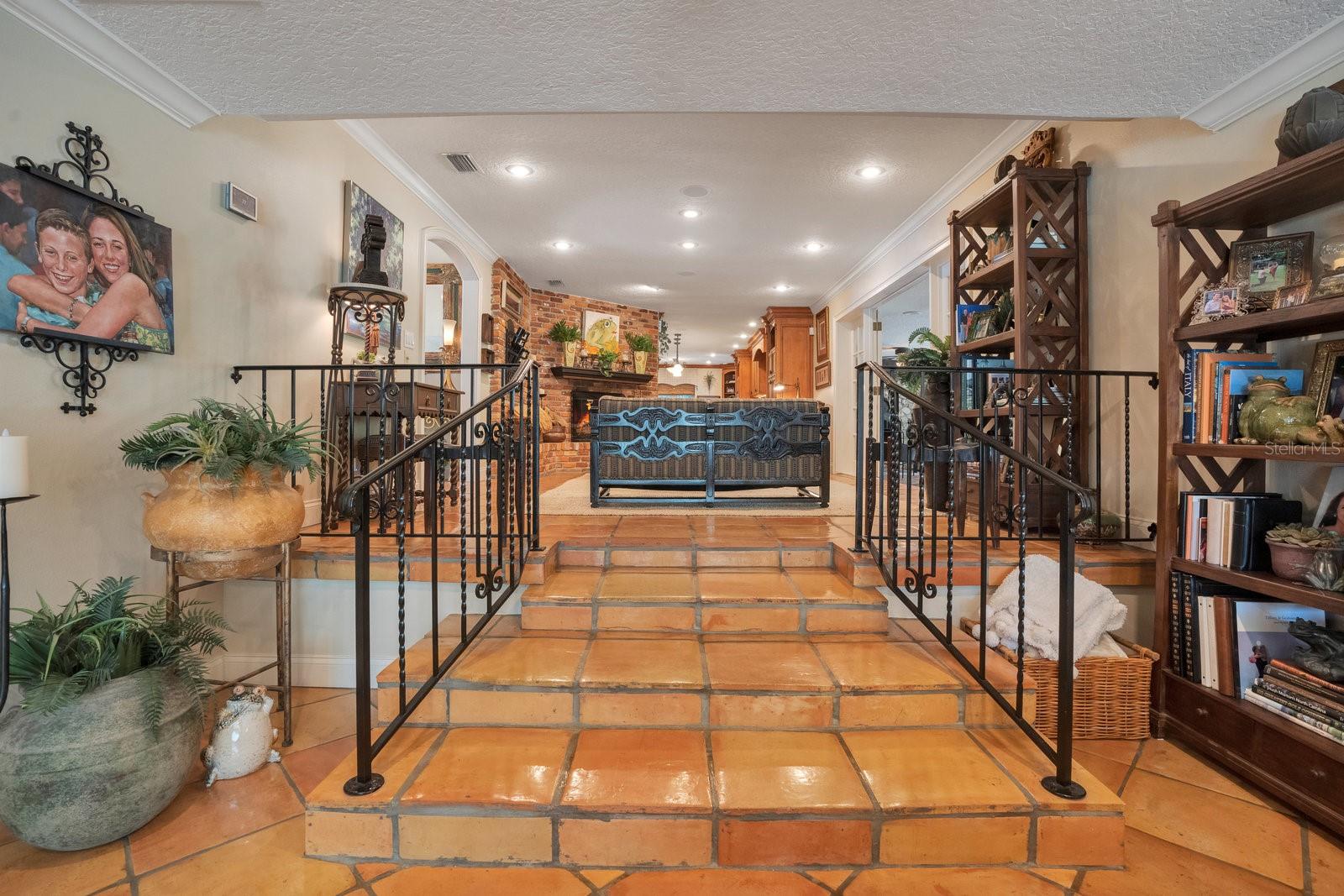 FOREST HILLS - Residential