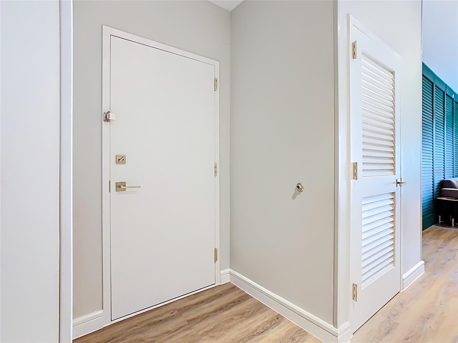 SUNSET WALK HOTEL CONDO PH 1 - Residential