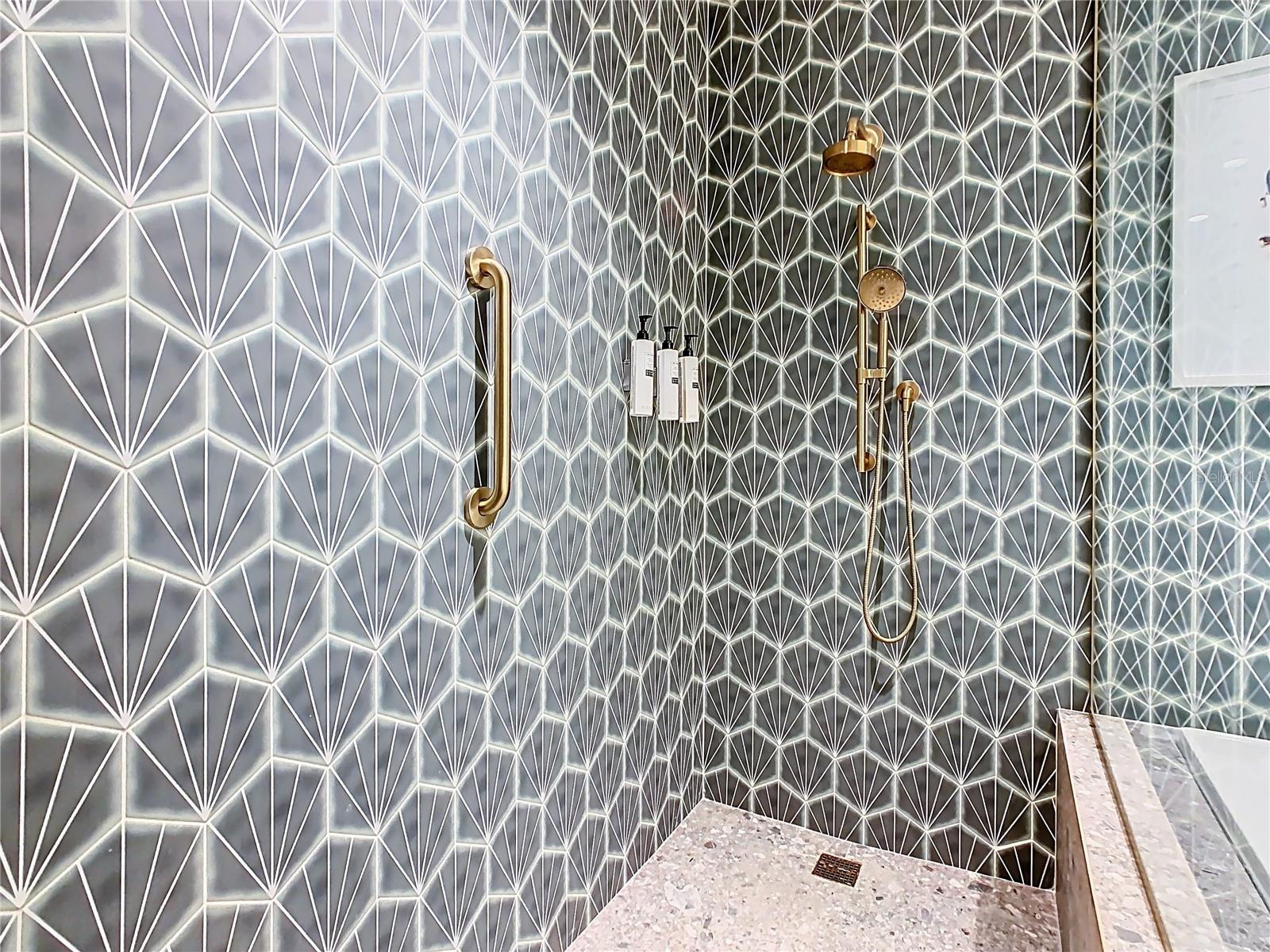 SUNSET WALK HOTEL CONDO PH 1 - Residential