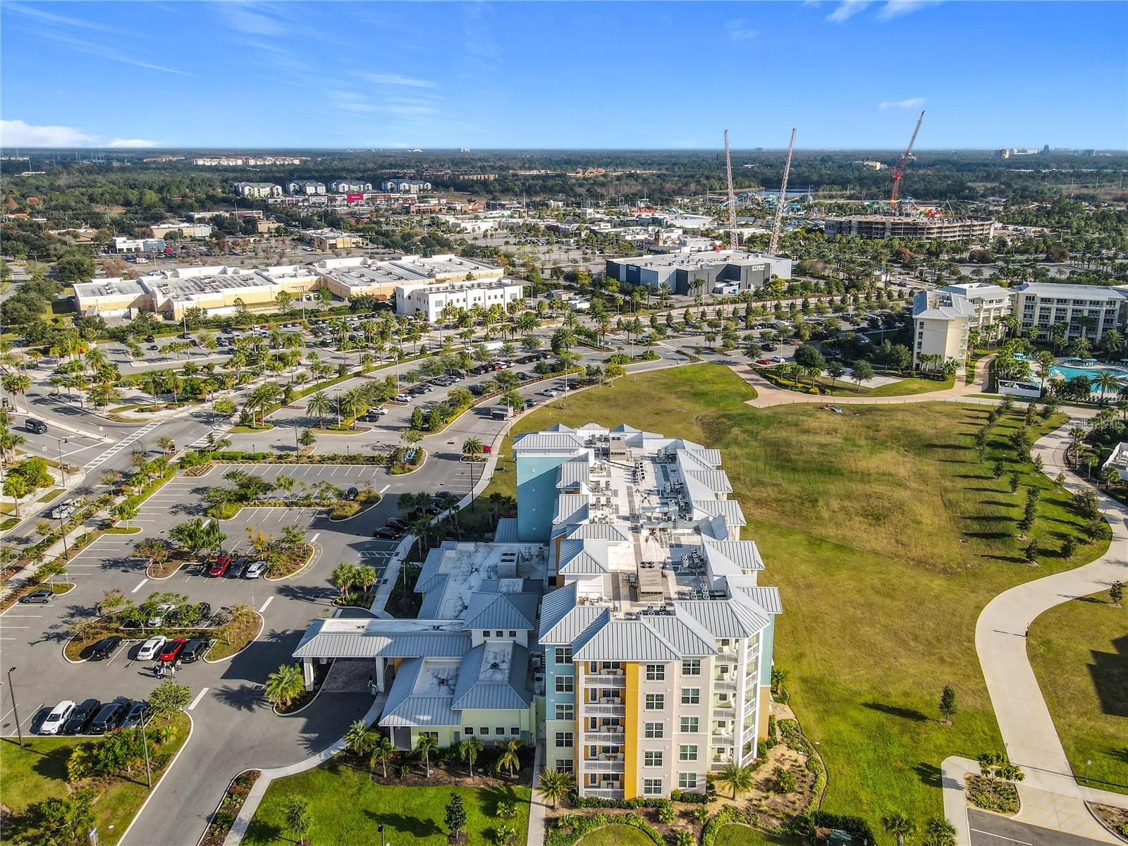 SUNSET WALK HOTEL CONDO PH 1 - Residential