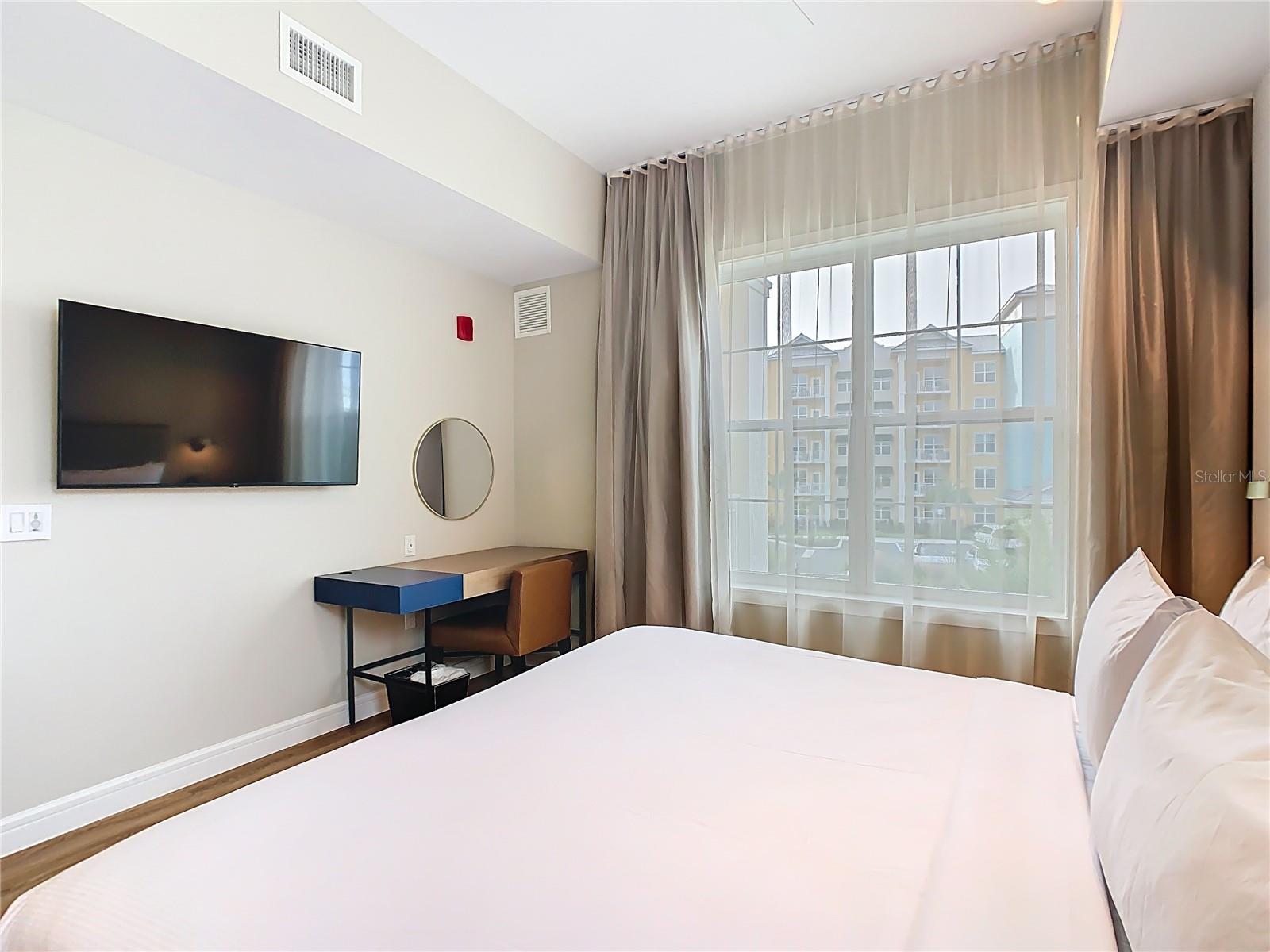 SUNSET WALK HOTEL CONDO PH 1 - Residential