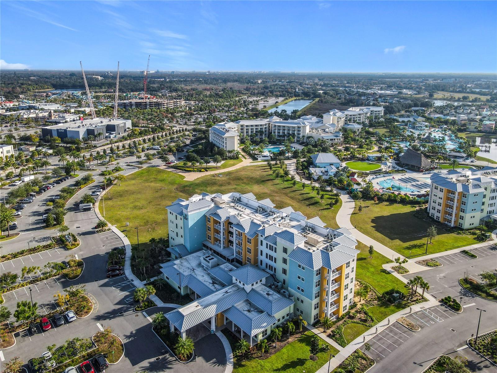 SUNSET WALK HOTEL CONDO PH 1 - Residential