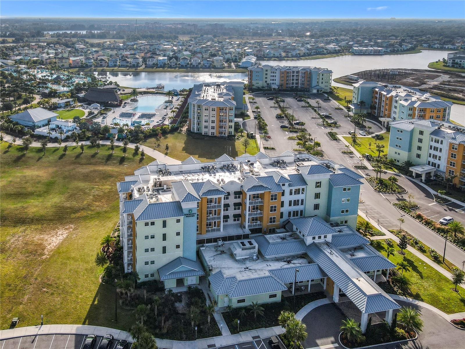 SUNSET WALK HOTEL CONDO PH 1 - Residential