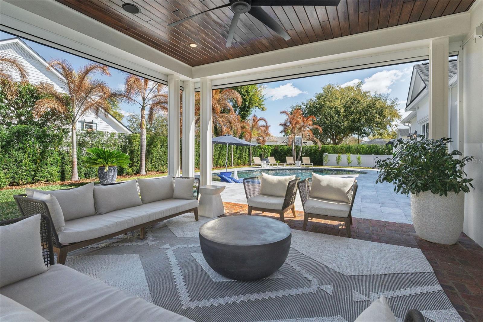 PARK GROVE - Residential