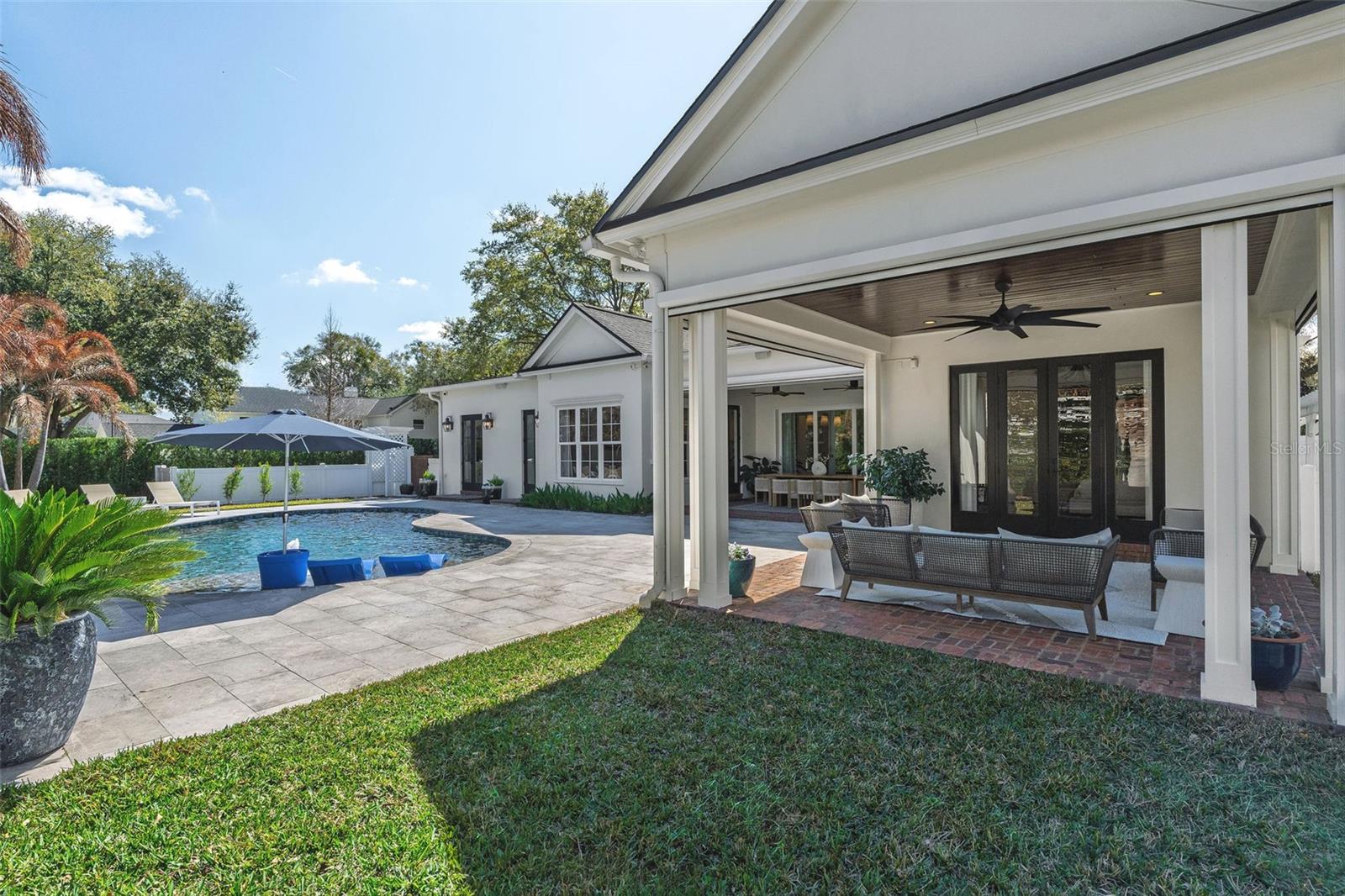 PARK GROVE - Residential