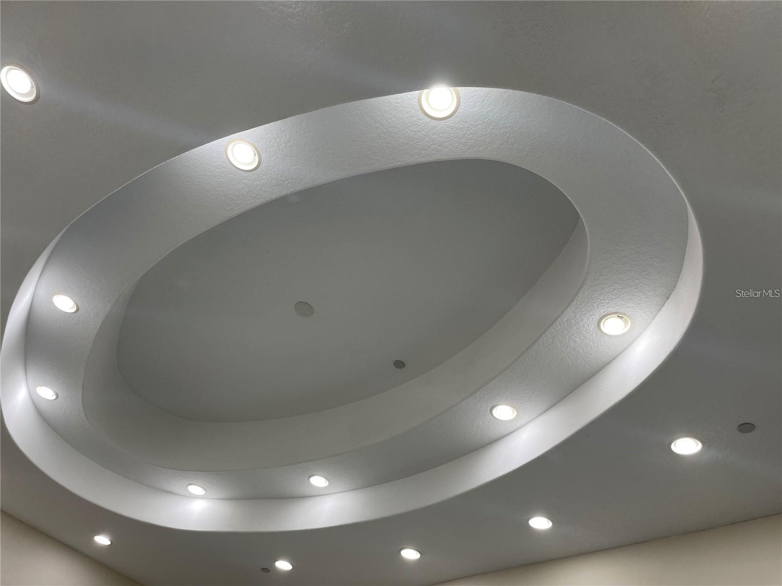 O S P SERVICE CENTER - Commercial Sale