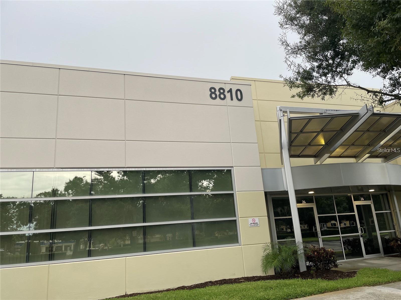 O S P SERVICE CENTER - Commercial Sale