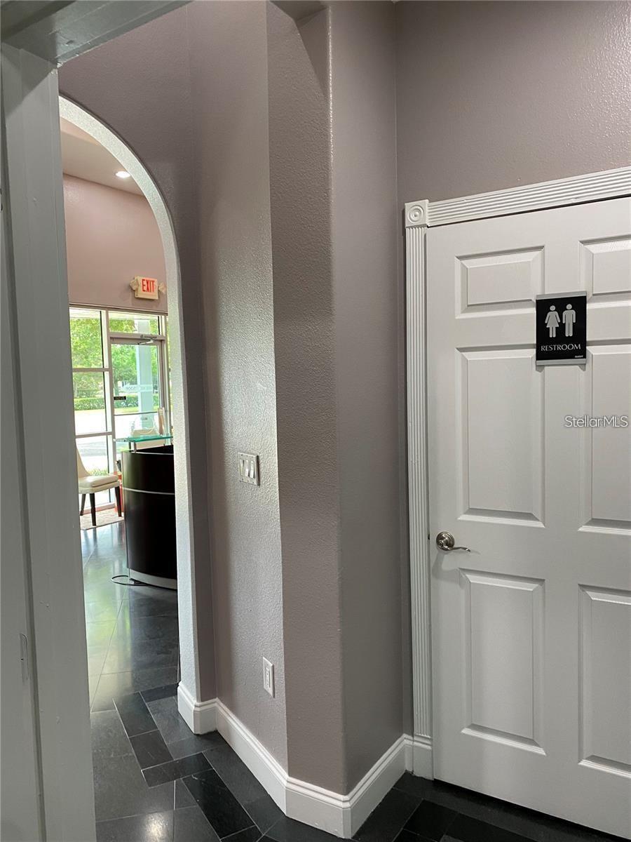 O S P SERVICE CENTER - Commercial Sale