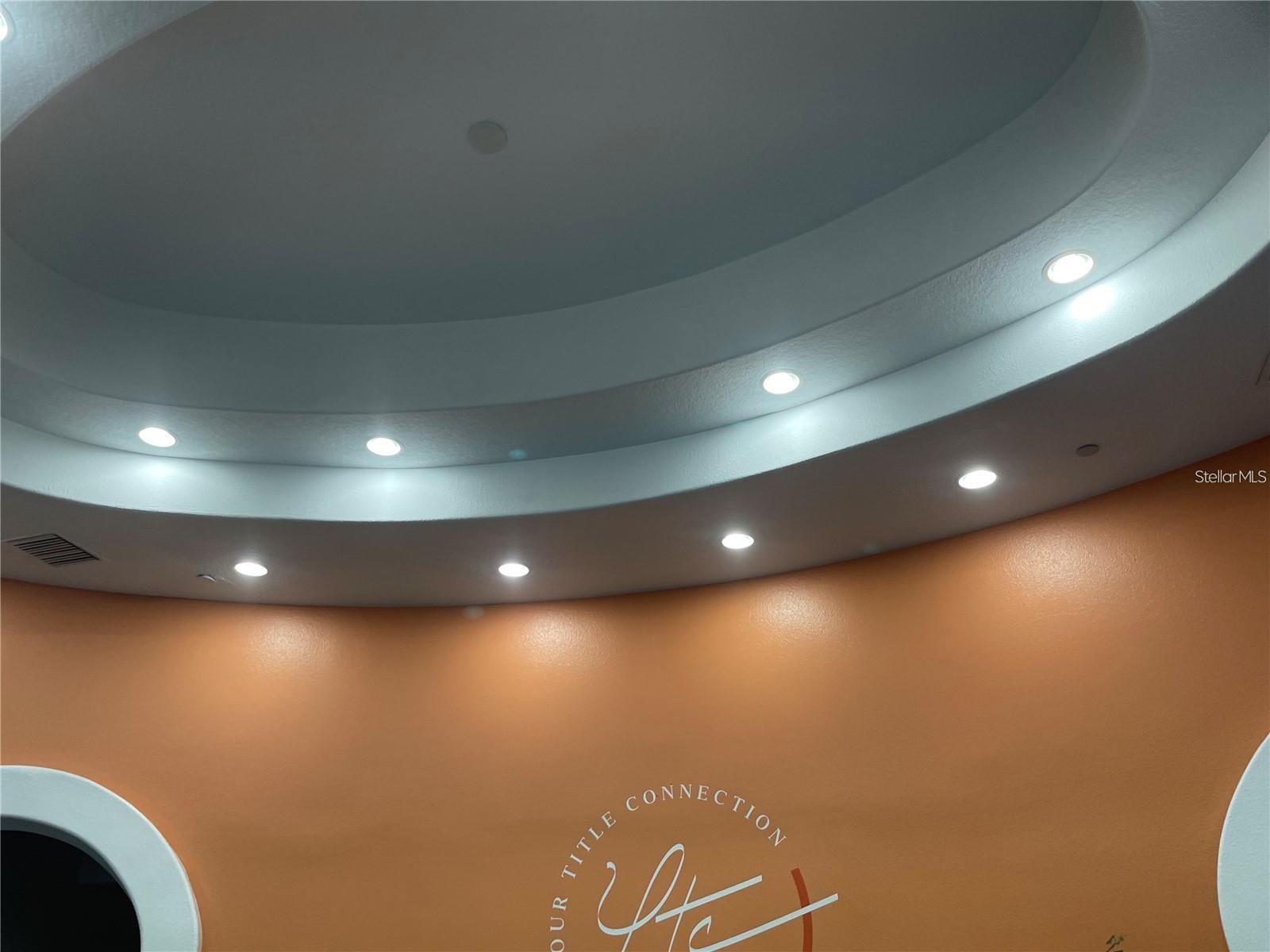 O S P SERVICE CENTER - Commercial Sale