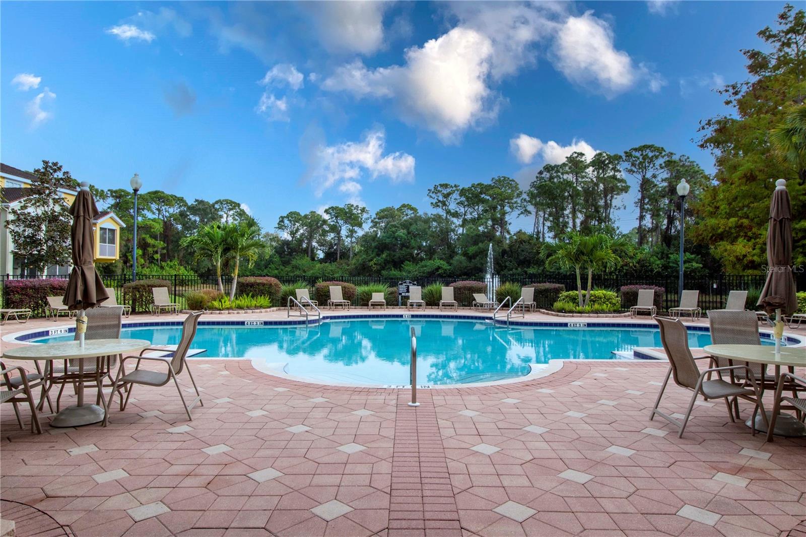 LAS PALMAS OF SARASOTA - Residential