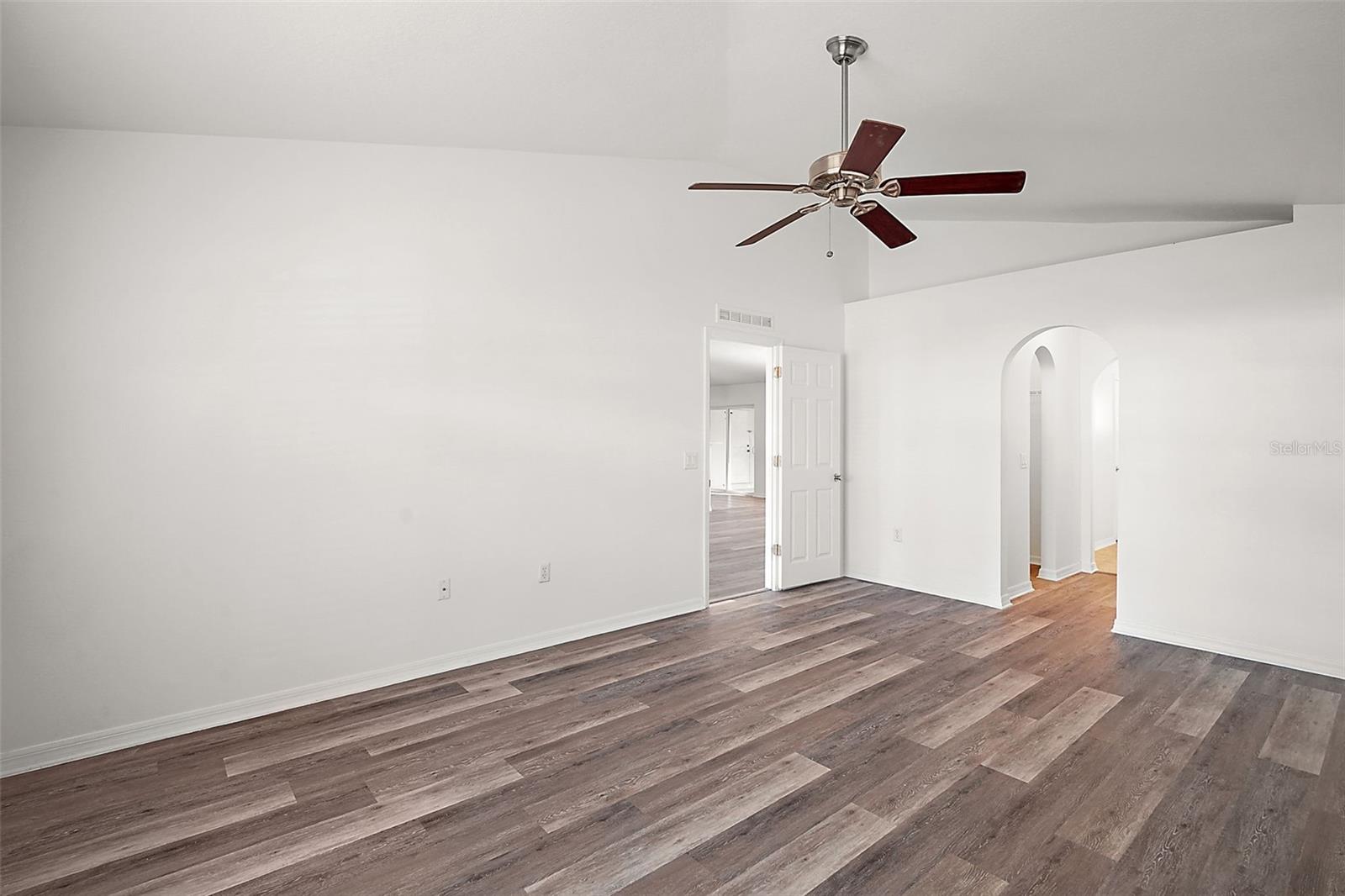 THE GLEN - Residential