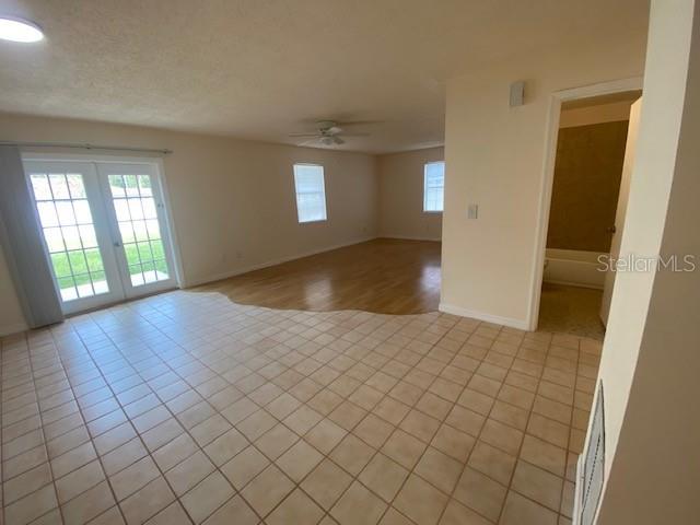 PINE LAKES - Residential