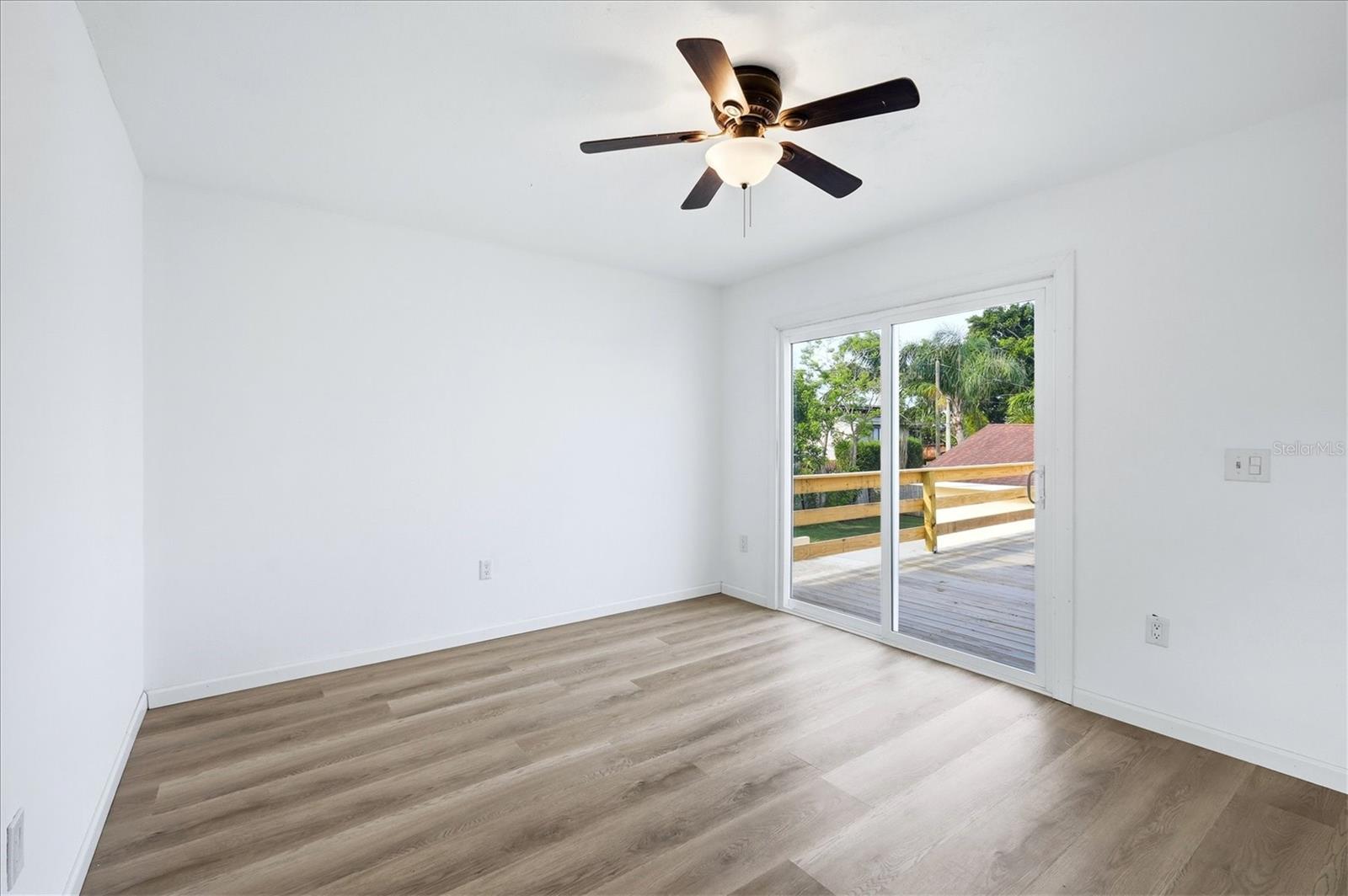 PALMETTO POINT - Residential Lease