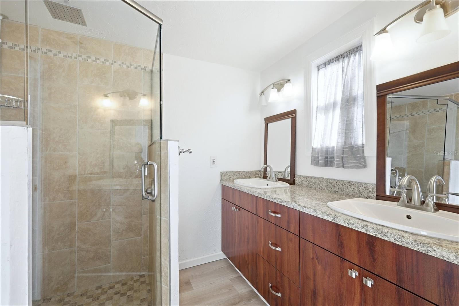 PALMETTO POINT - Residential Lease