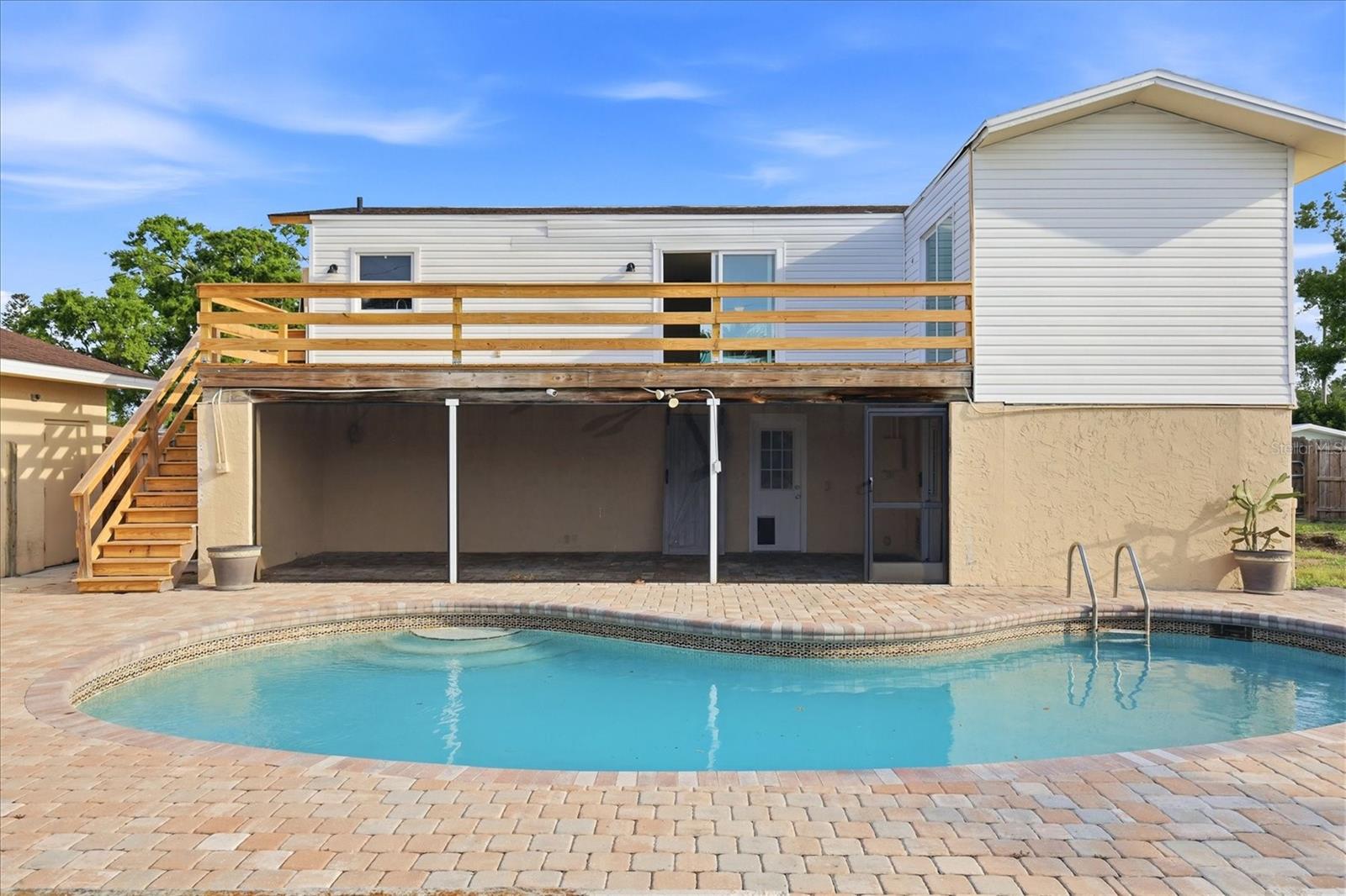 PALMETTO POINT - Residential Lease