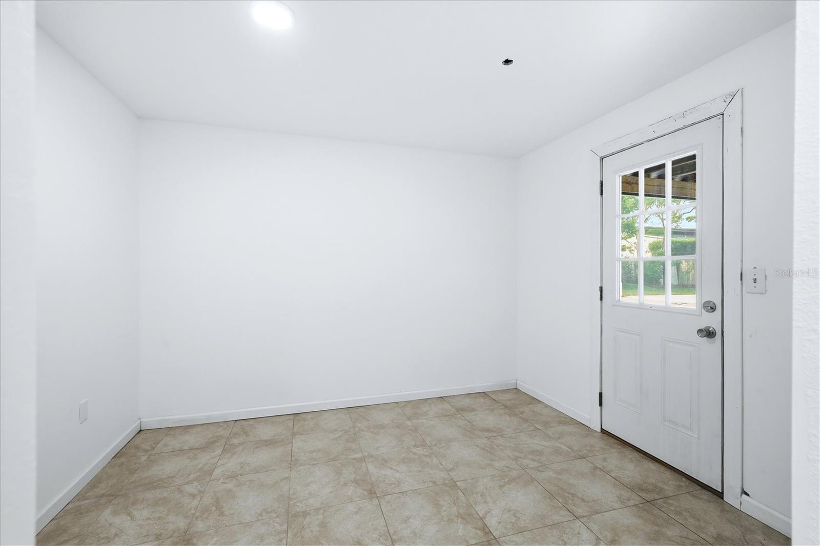 PALMETTO POINT - Residential Lease