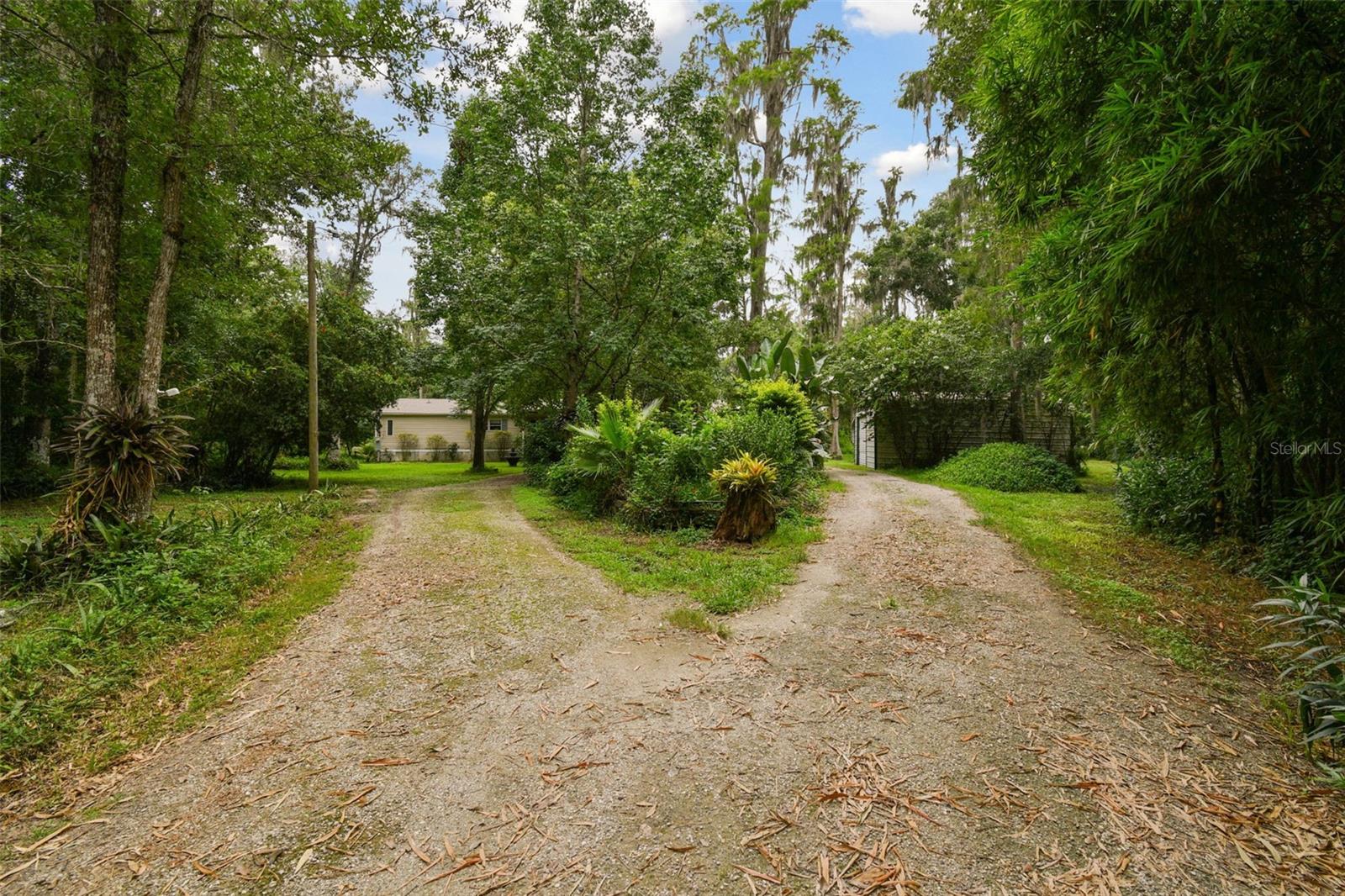 26771 DEACON LOOP