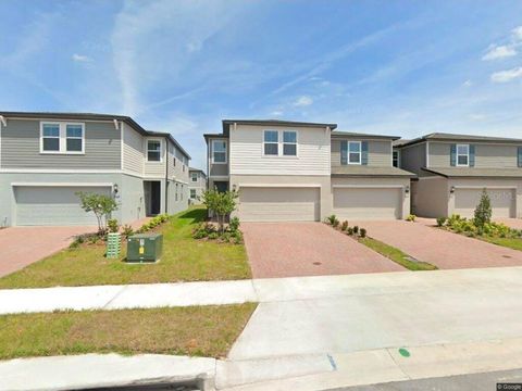 Photo of 4325 Switchgrass Lane, Saint Cloud, FL 34772 (MLS # J996588)