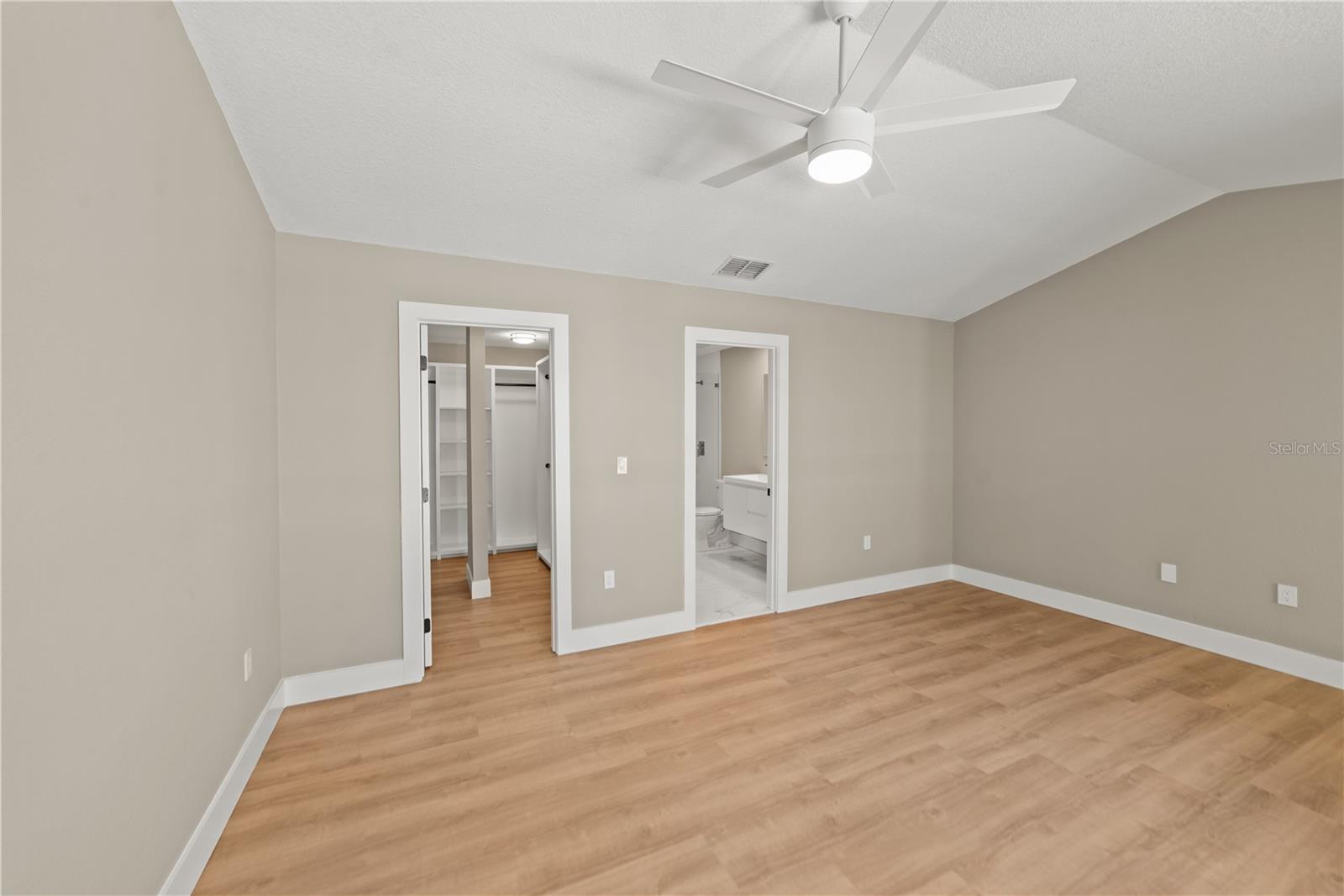 HIDDEN GROVE SUB - Residential