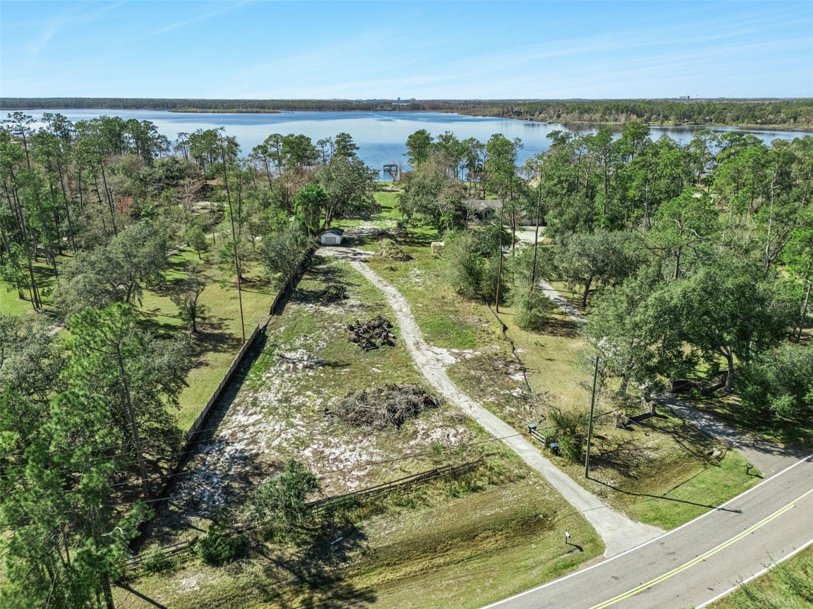 LAKE MARY JANE SHORES - Land