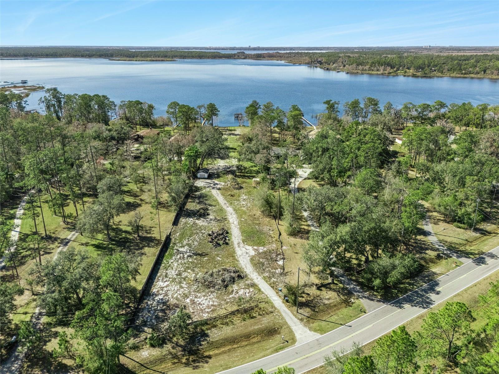 LAKE MARY JANE SHORES - Land