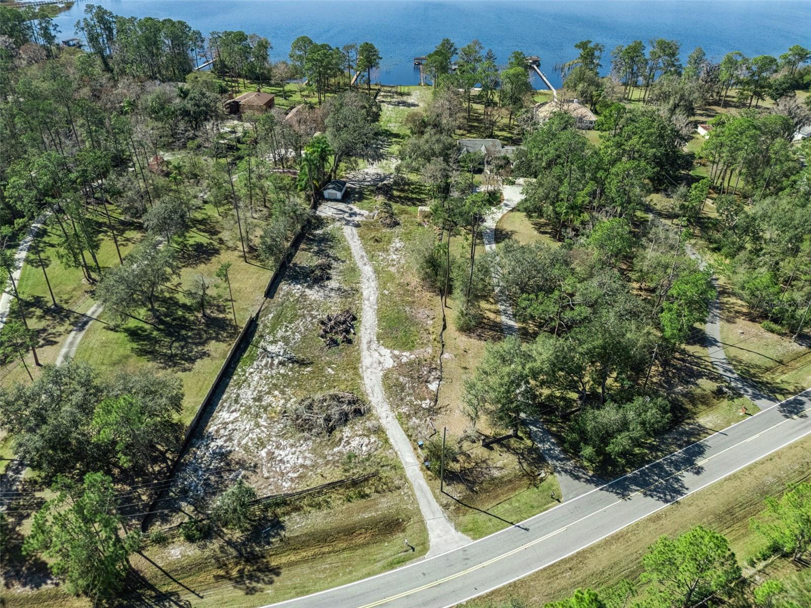 LAKE MARY JANE SHORES - Land