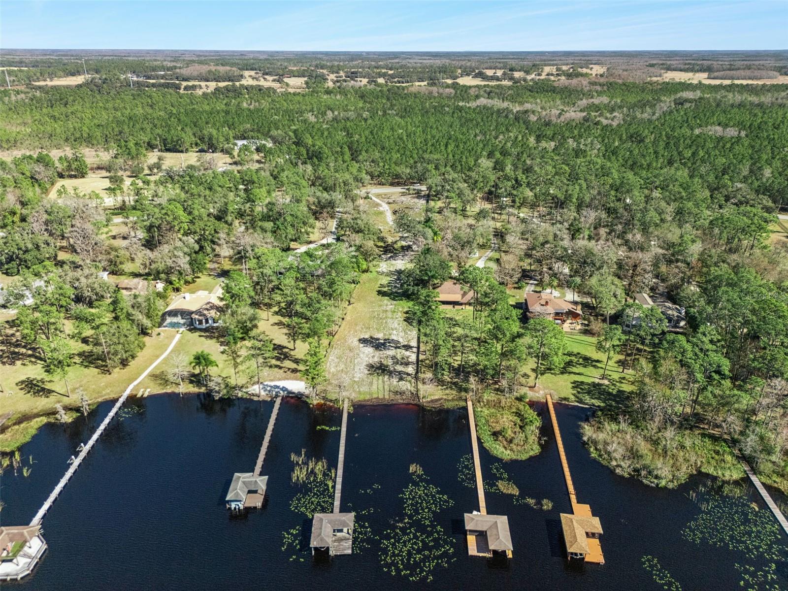 LAKE MARY JANE SHORES - Land