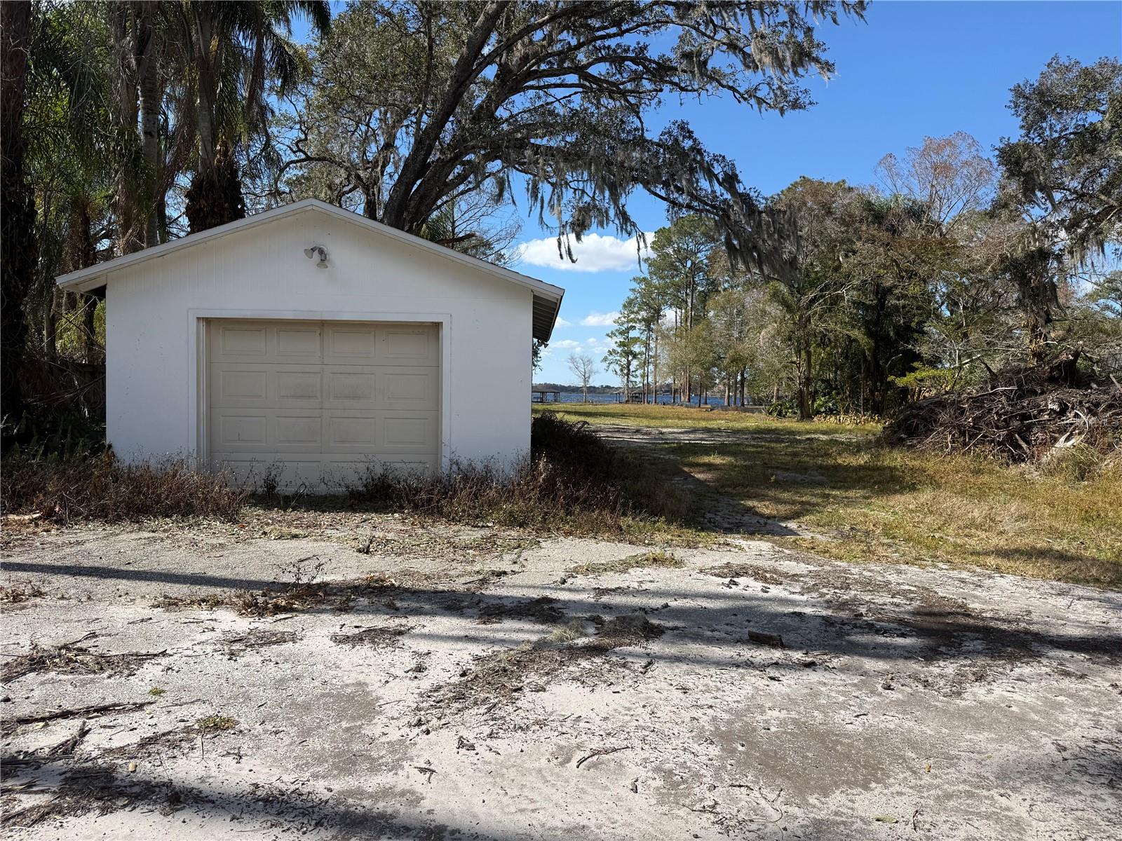 LAKE MARY JANE SHORES - Land