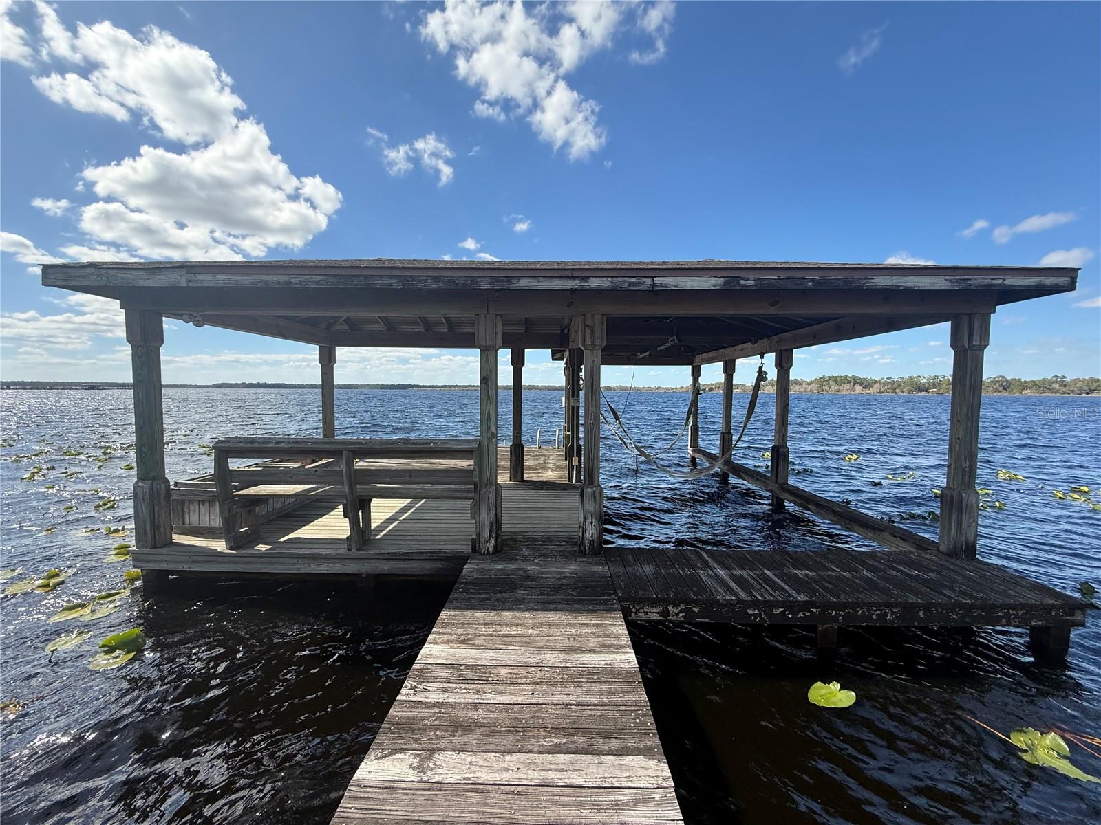 LAKE MARY JANE SHORES - Land