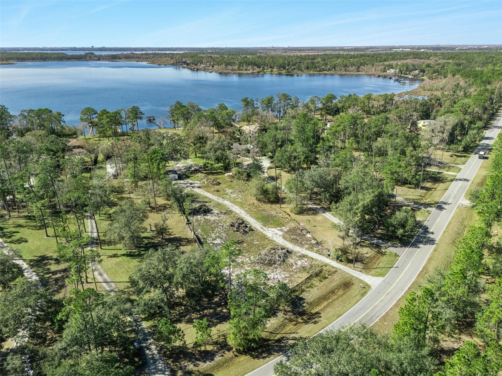 LAKE MARY JANE SHORES - Land